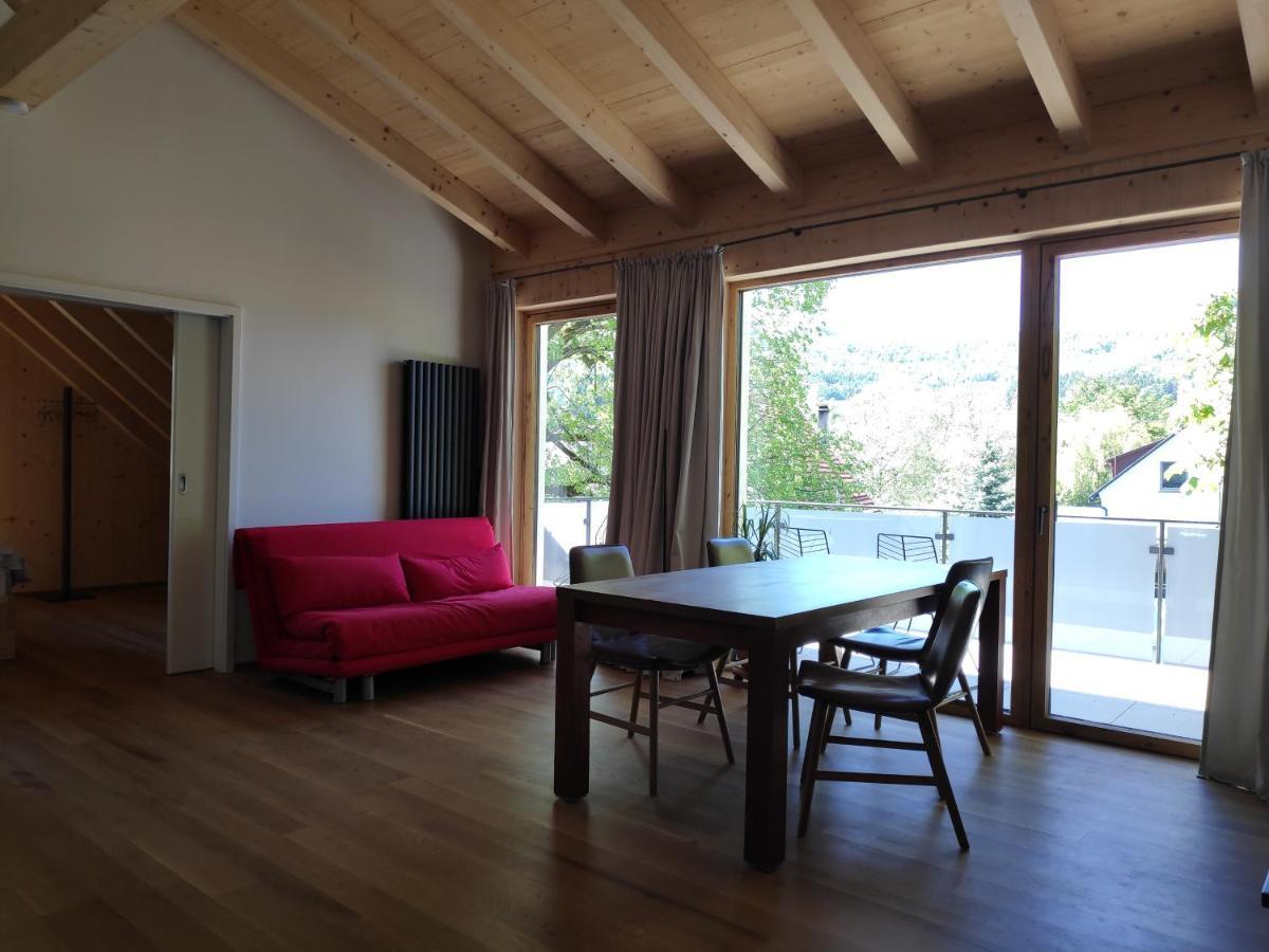 Ferienwohnungen Und Zimmer In Reutlingen-Goenningen Εξωτερικό φωτογραφία