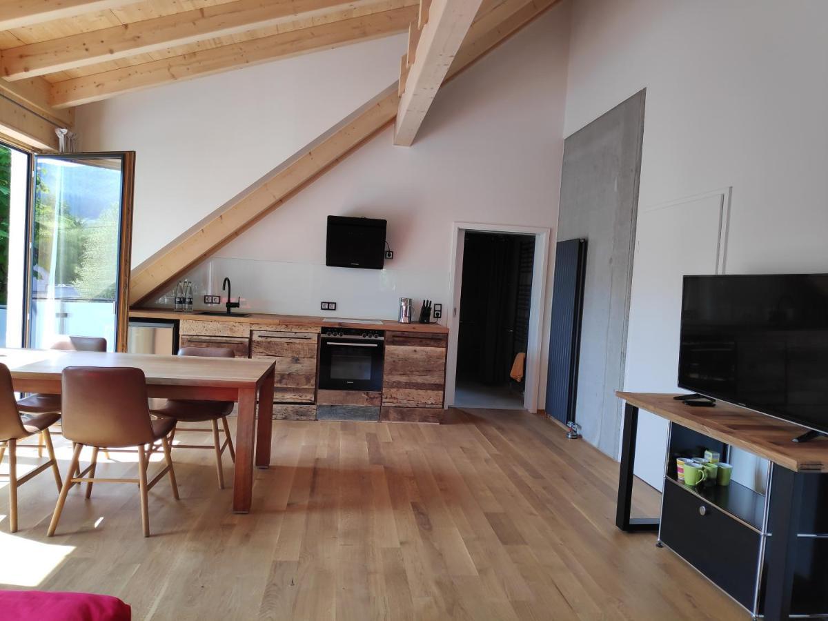 Ferienwohnungen Und Zimmer In Reutlingen-Goenningen Εξωτερικό φωτογραφία