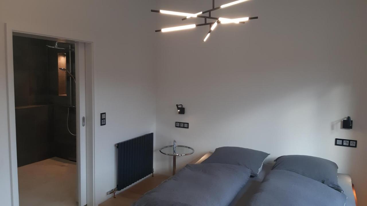 Ferienwohnungen Und Zimmer In Reutlingen-Goenningen Εξωτερικό φωτογραφία