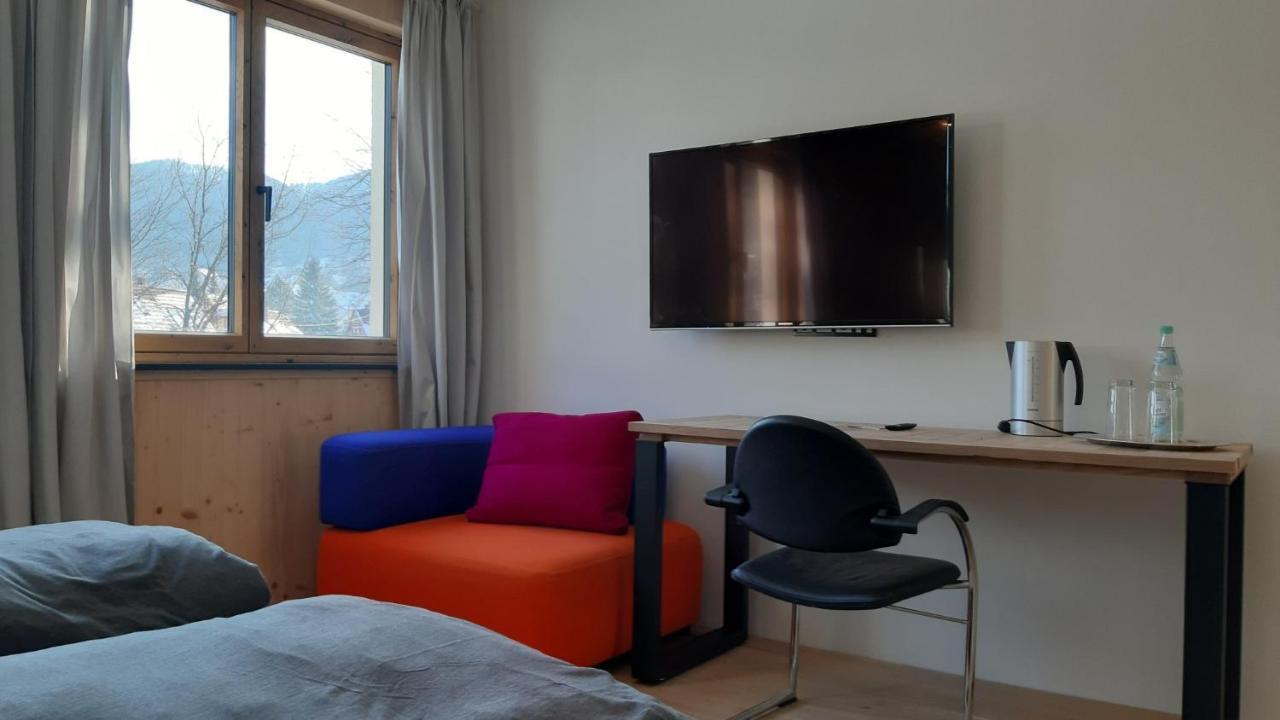 Ferienwohnungen Und Zimmer In Reutlingen-Goenningen Εξωτερικό φωτογραφία