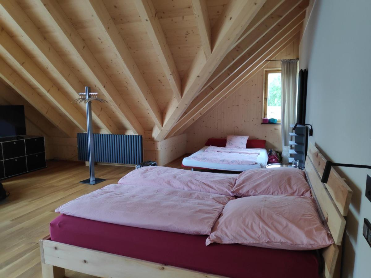Ferienwohnungen Und Zimmer In Reutlingen-Goenningen Εξωτερικό φωτογραφία
