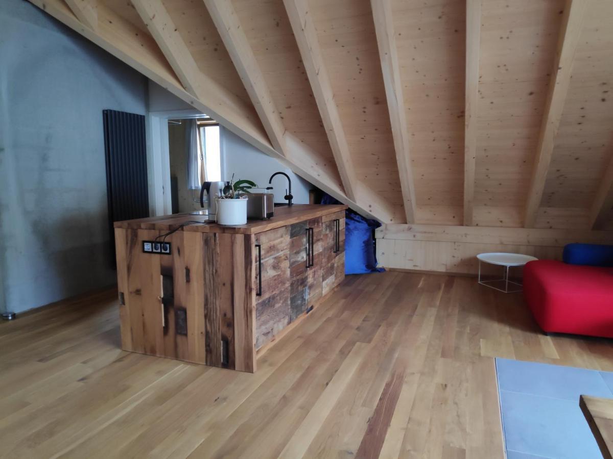Ferienwohnungen Und Zimmer In Reutlingen-Goenningen Εξωτερικό φωτογραφία